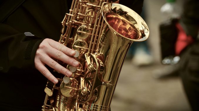 saxophone-3246650_960_720