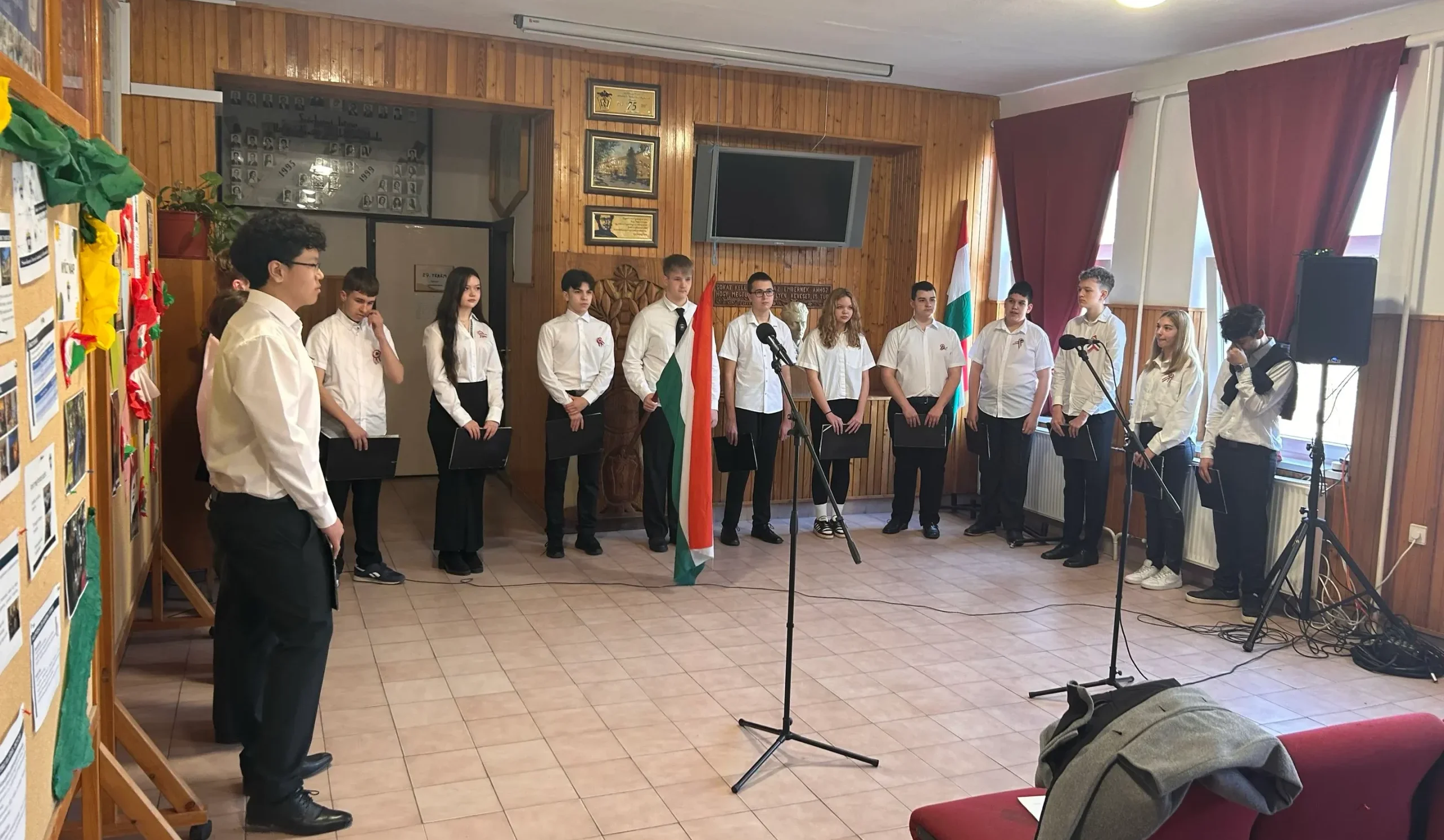 Megemlékezés március 15-ről az iskolában